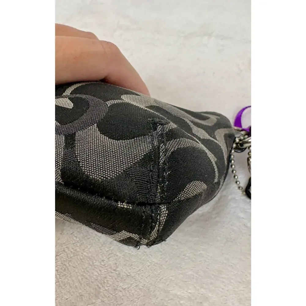 Vintage Y2K Coach Legacy Signature Turnlock Flap Wristlet in Black/Gray Jacquard